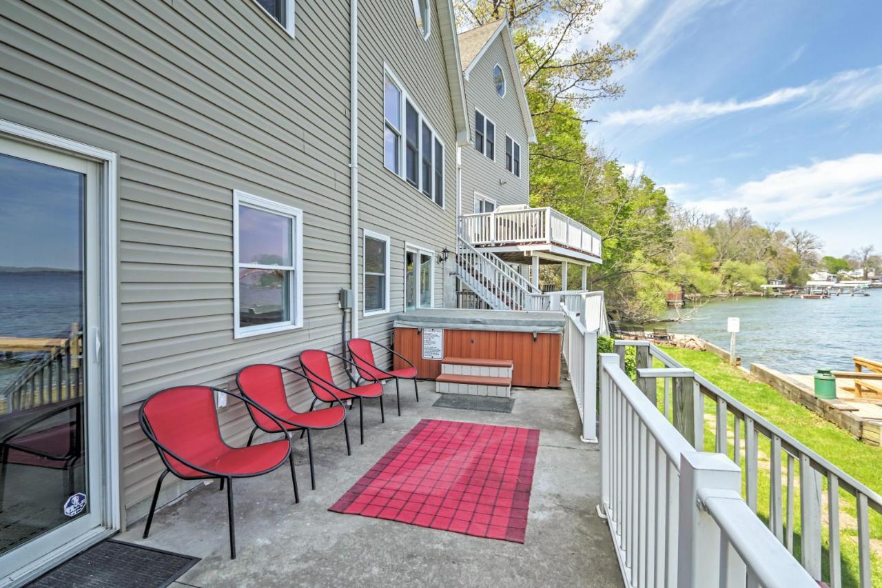 Waterfront Seneca Lake House Fire Pit And Boat Dock Geneva Εξωτερικό φωτογραφία